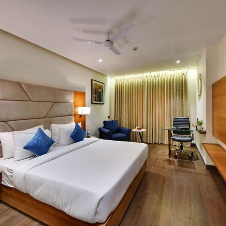 The Glory Suites Near Igi Airport New Delhi Eksteriør billede