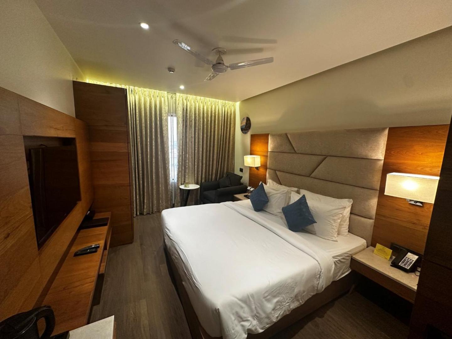 The Glory Suites Near Igi Airport New Delhi Eksteriør billede